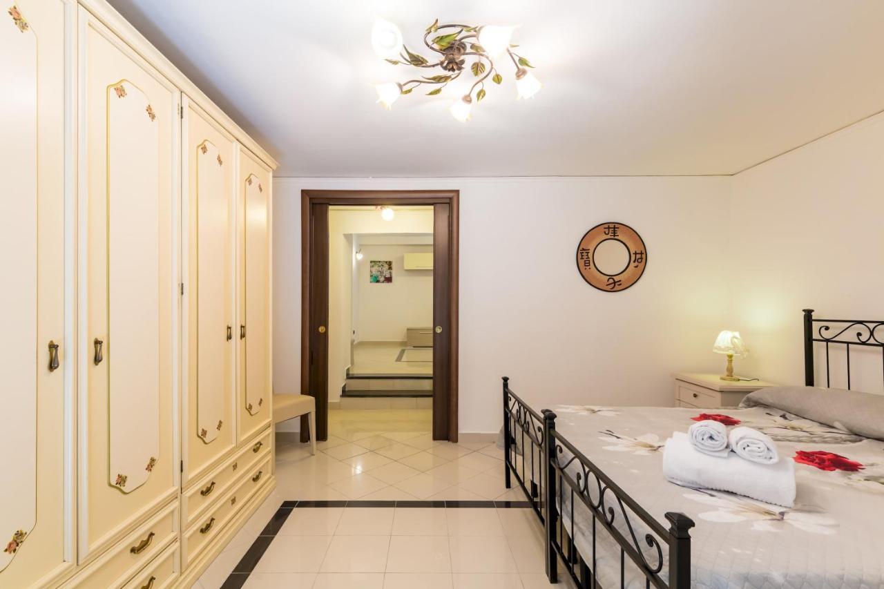 Qs1 - Indipendent Flat In Center Leilighet Napoli Eksteriør bilde