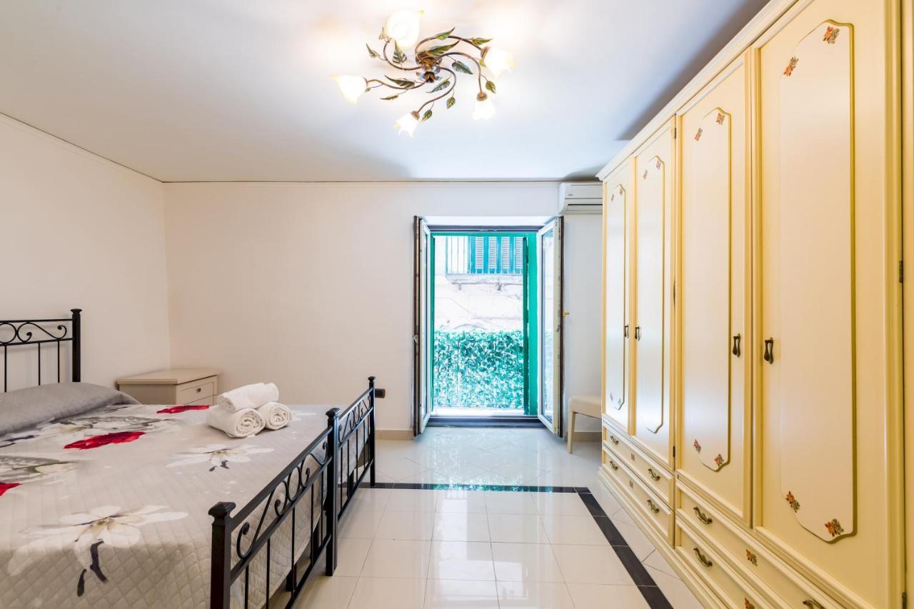 Qs1 - Indipendent Flat In Center Leilighet Napoli Eksteriør bilde